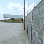 Patio (vista hacia entrada)